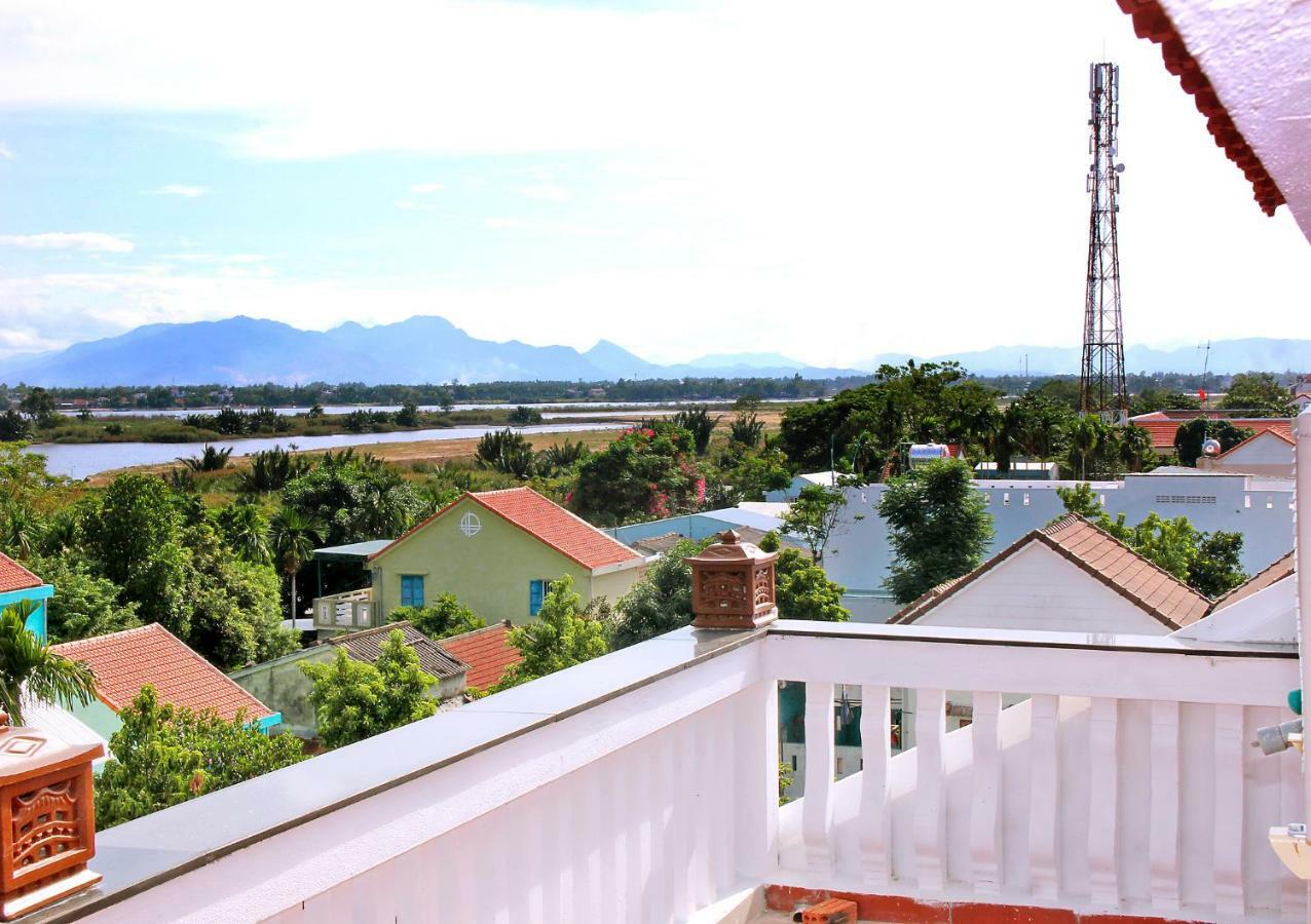 Island * Hoi An