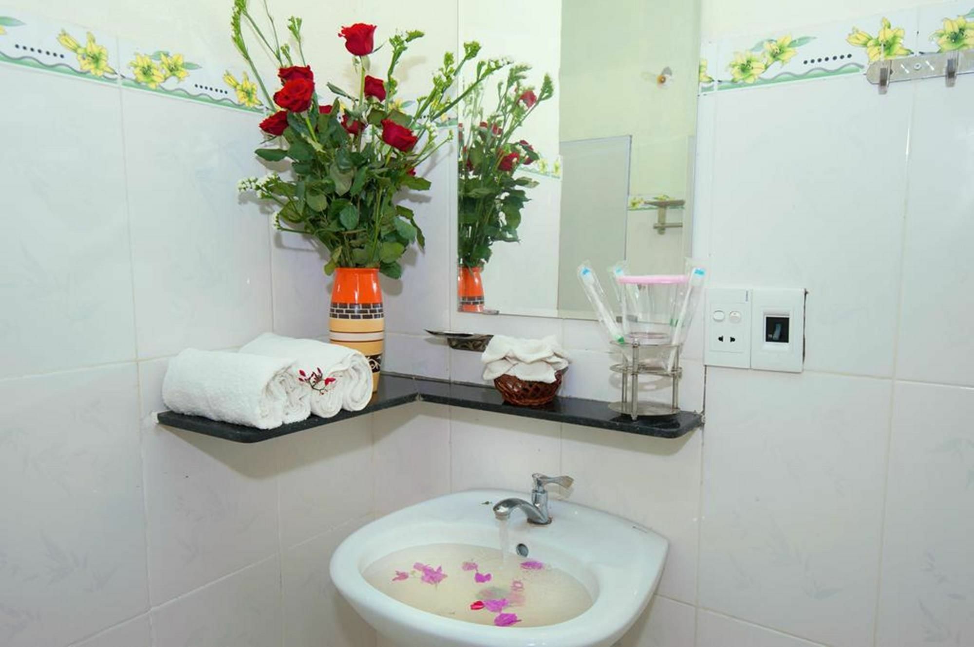 Homestay Bougain Villeas Hoi An