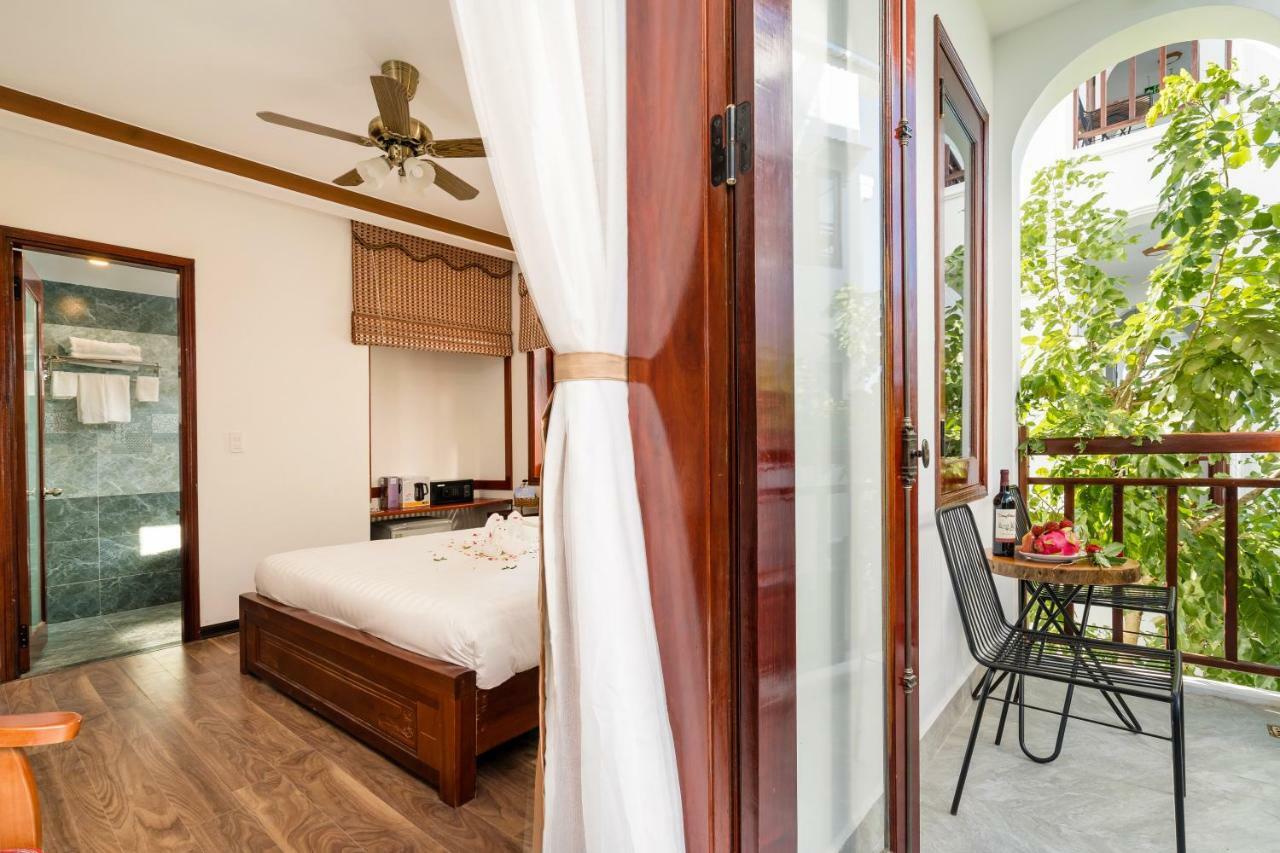Hotel Crony - 24h Hoi An