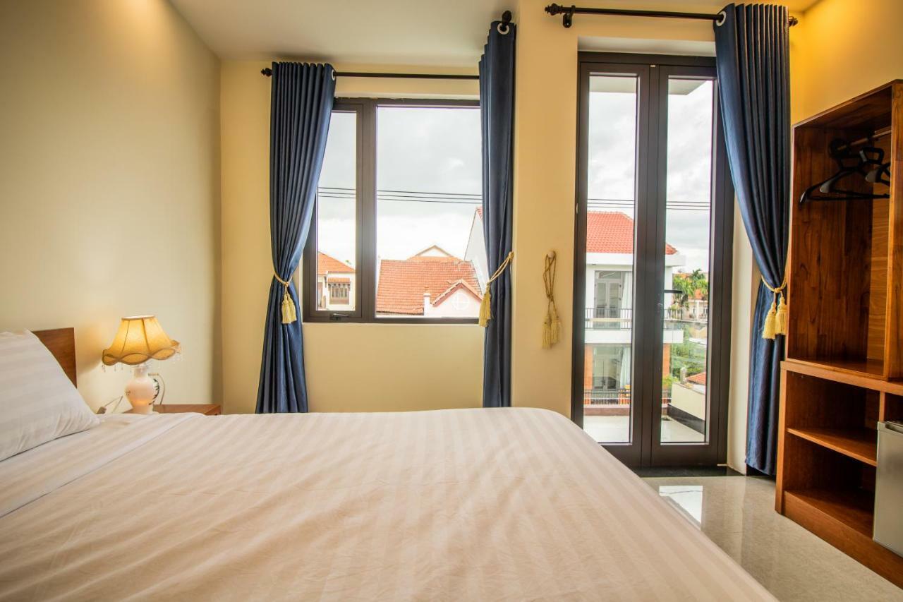 Gold Stone Homestay *