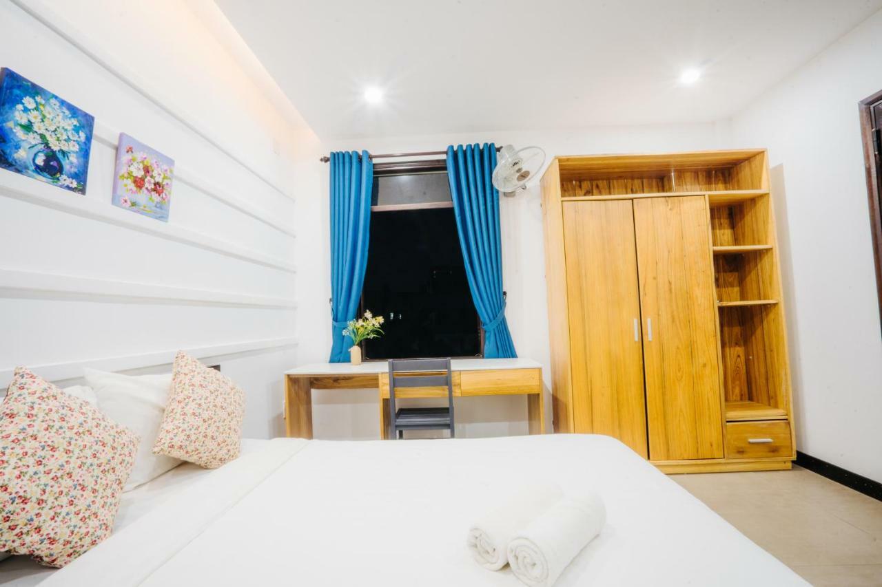 Lotus Aroma Hotel
