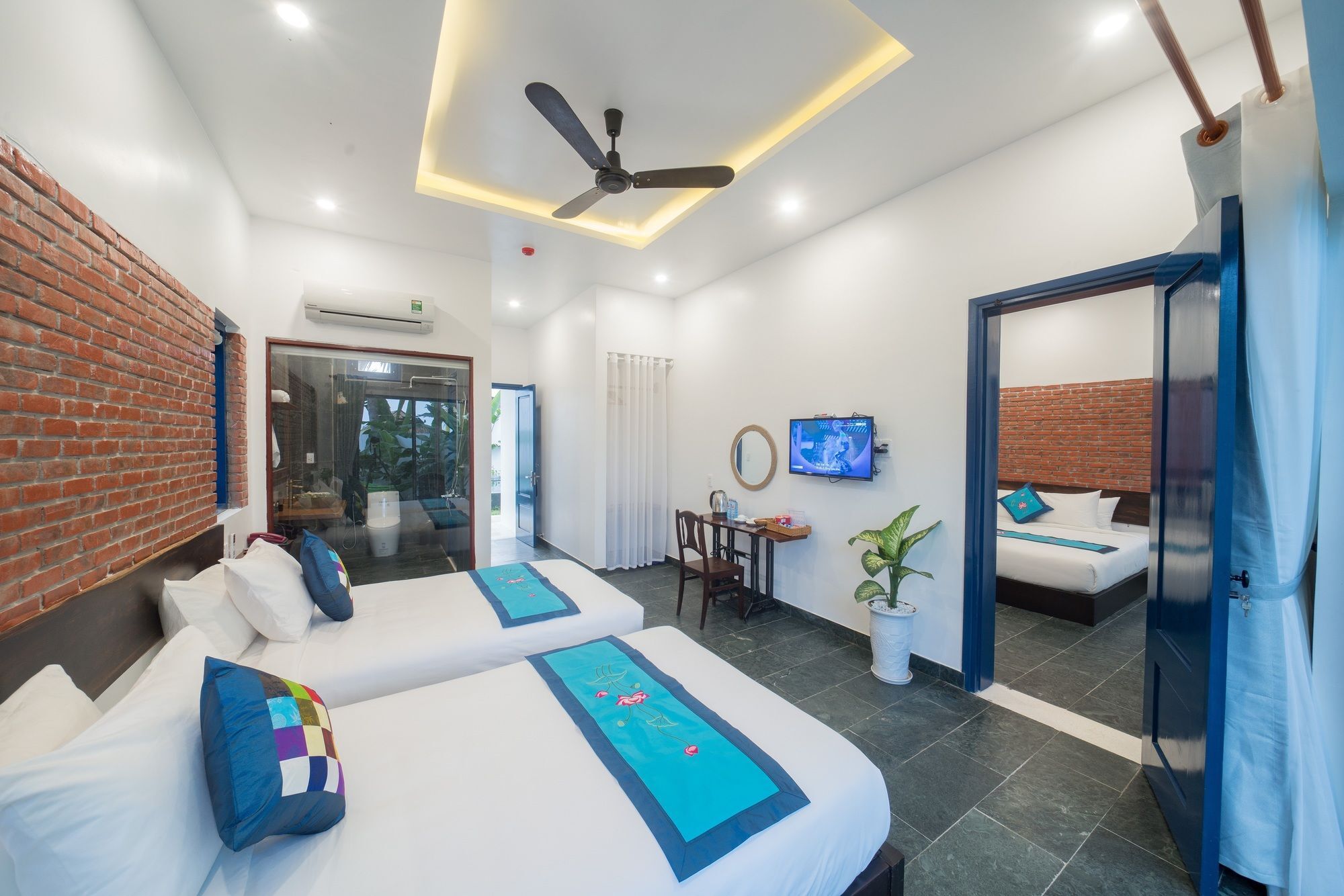 Hotel Local 3*