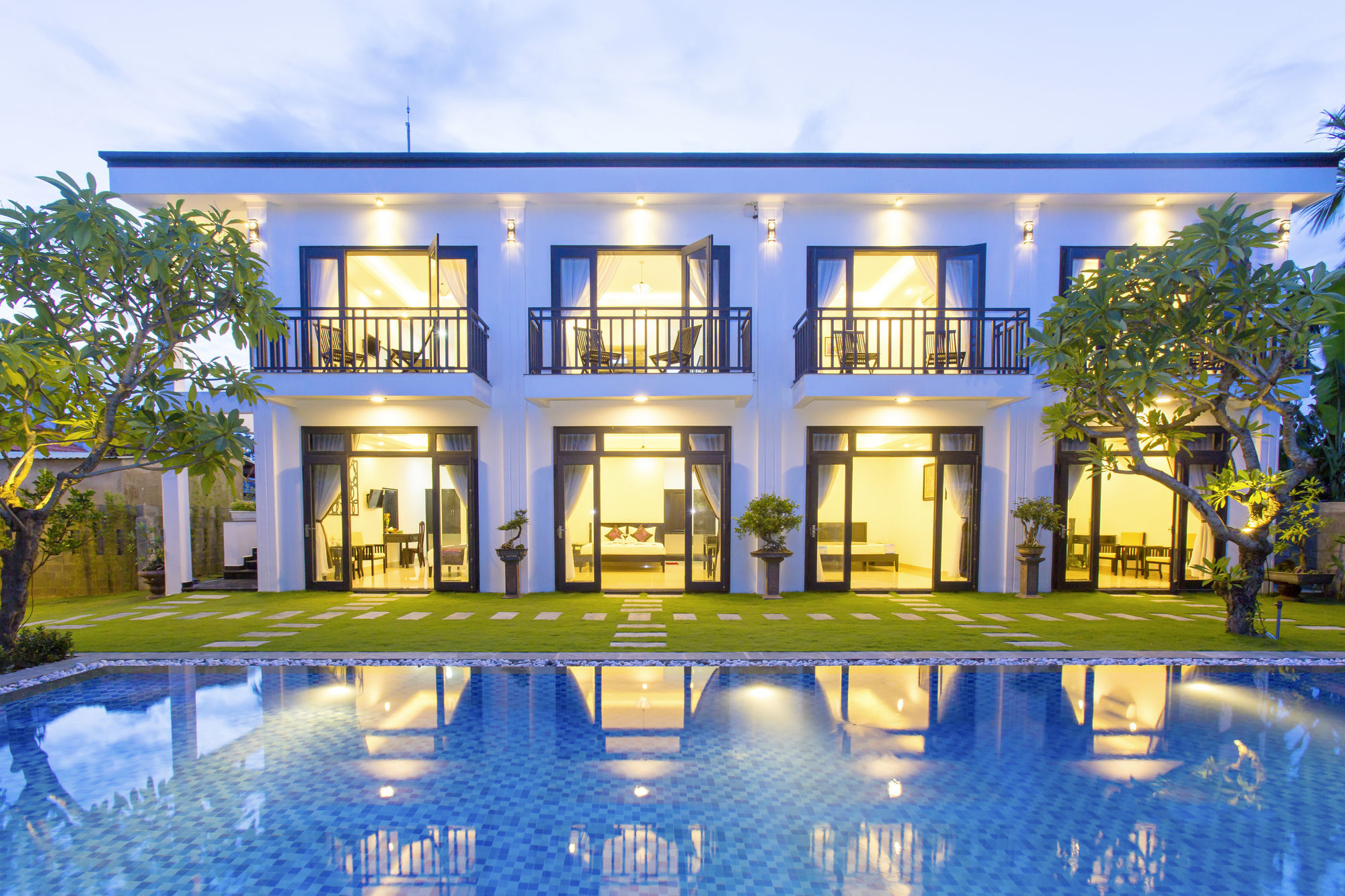 Hideaway Hotel