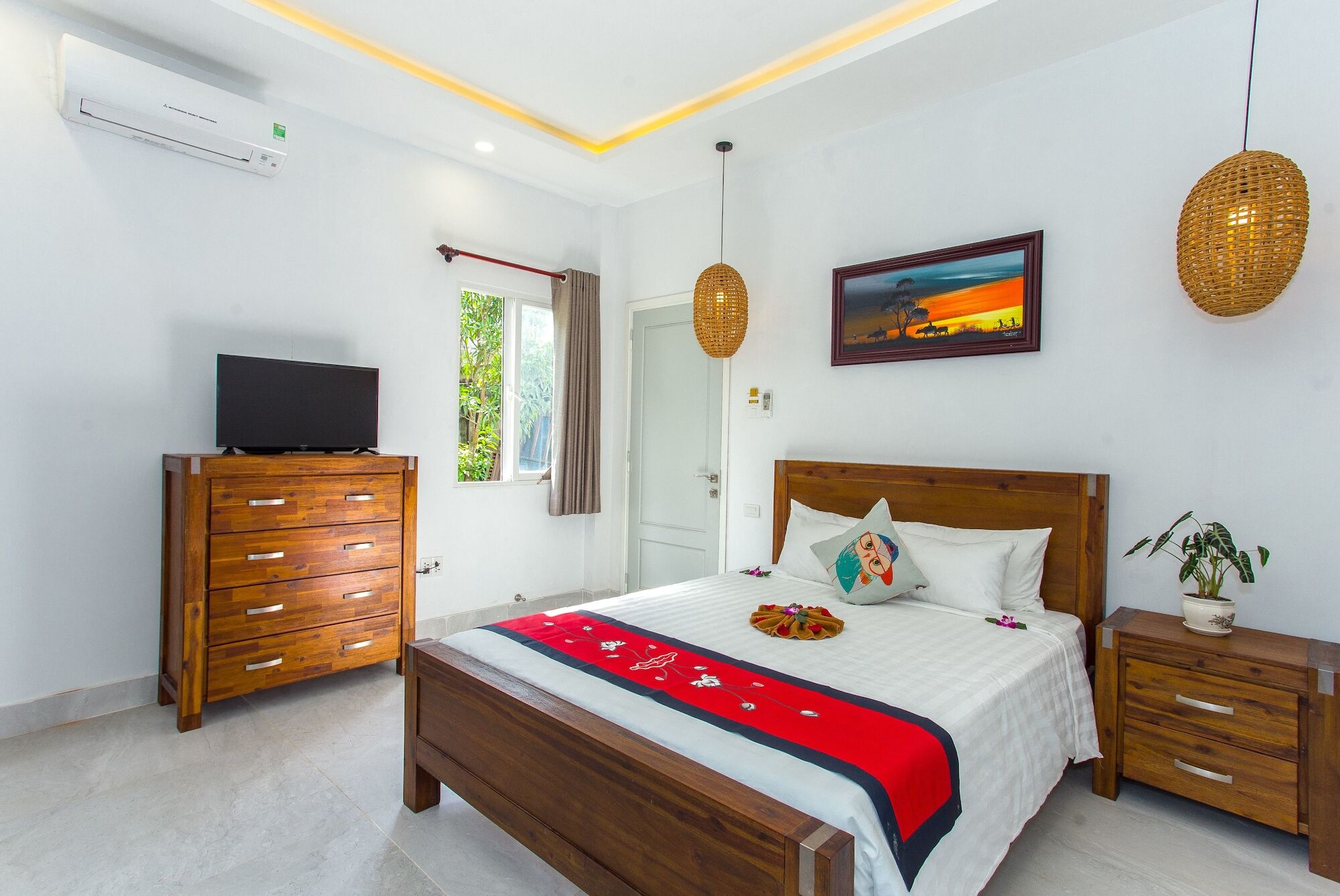 Peach House Bed & Breakfast
