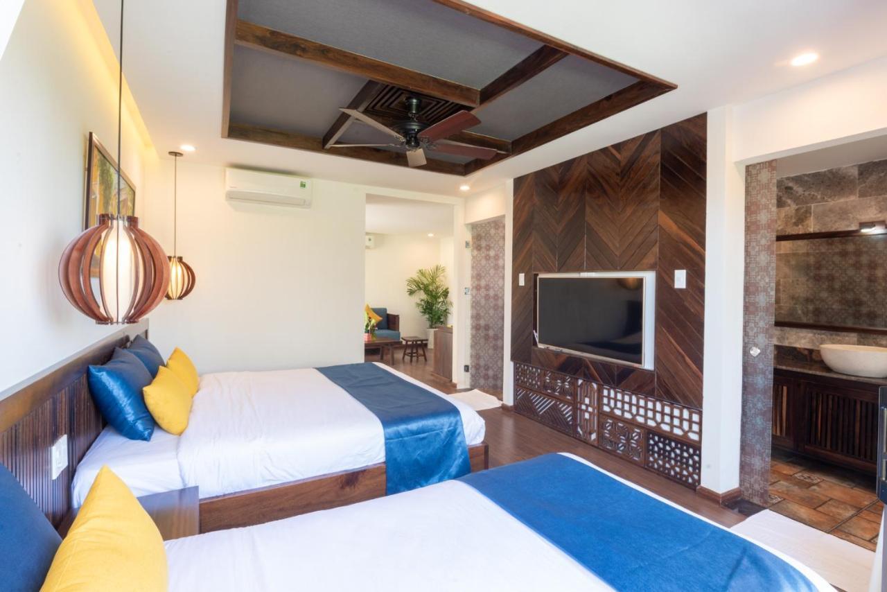 Eden Villa *