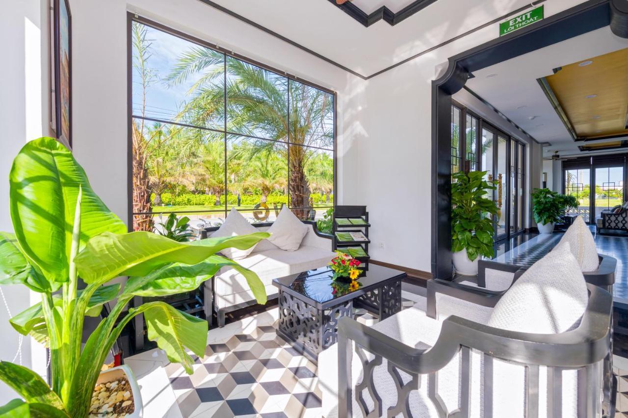 Fivitel Hotel 4*