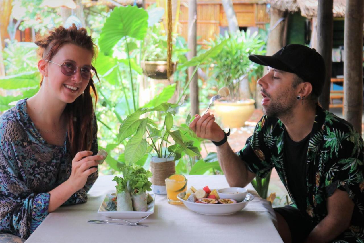 Under The Coconut Tree Homestay Hoi An