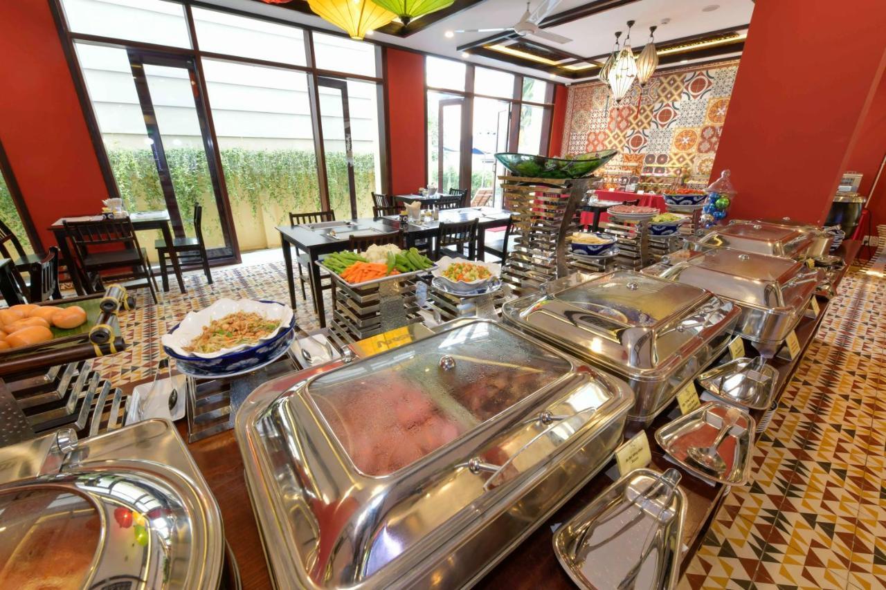 River Boutique Hotel 4*