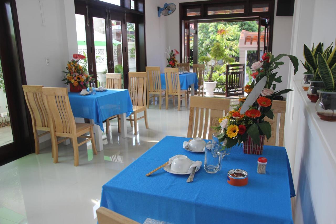 Island * Hoi An