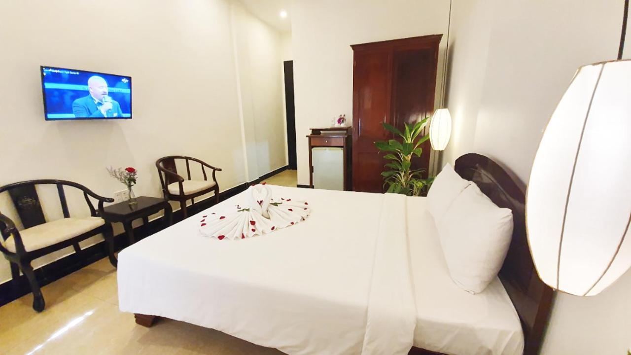 Au Boutique 3*