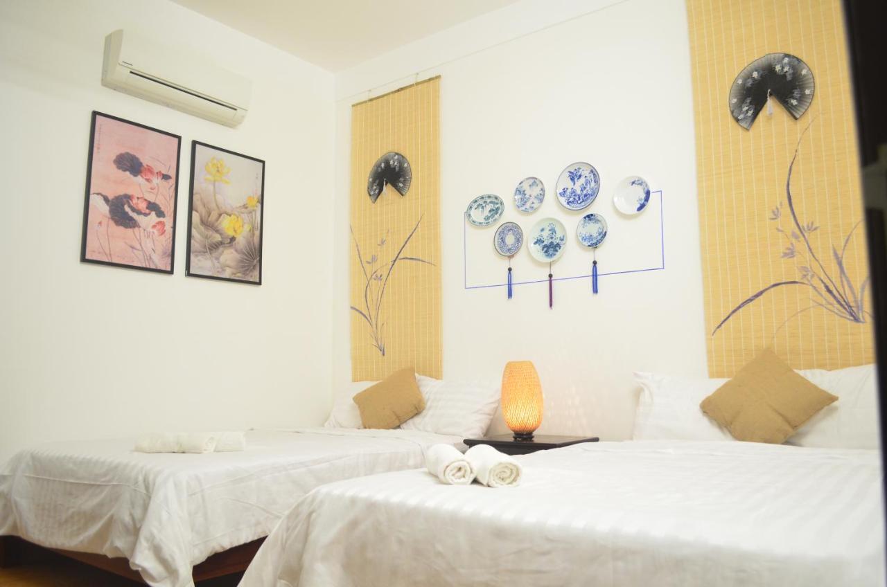 Corner Night Market Homestay