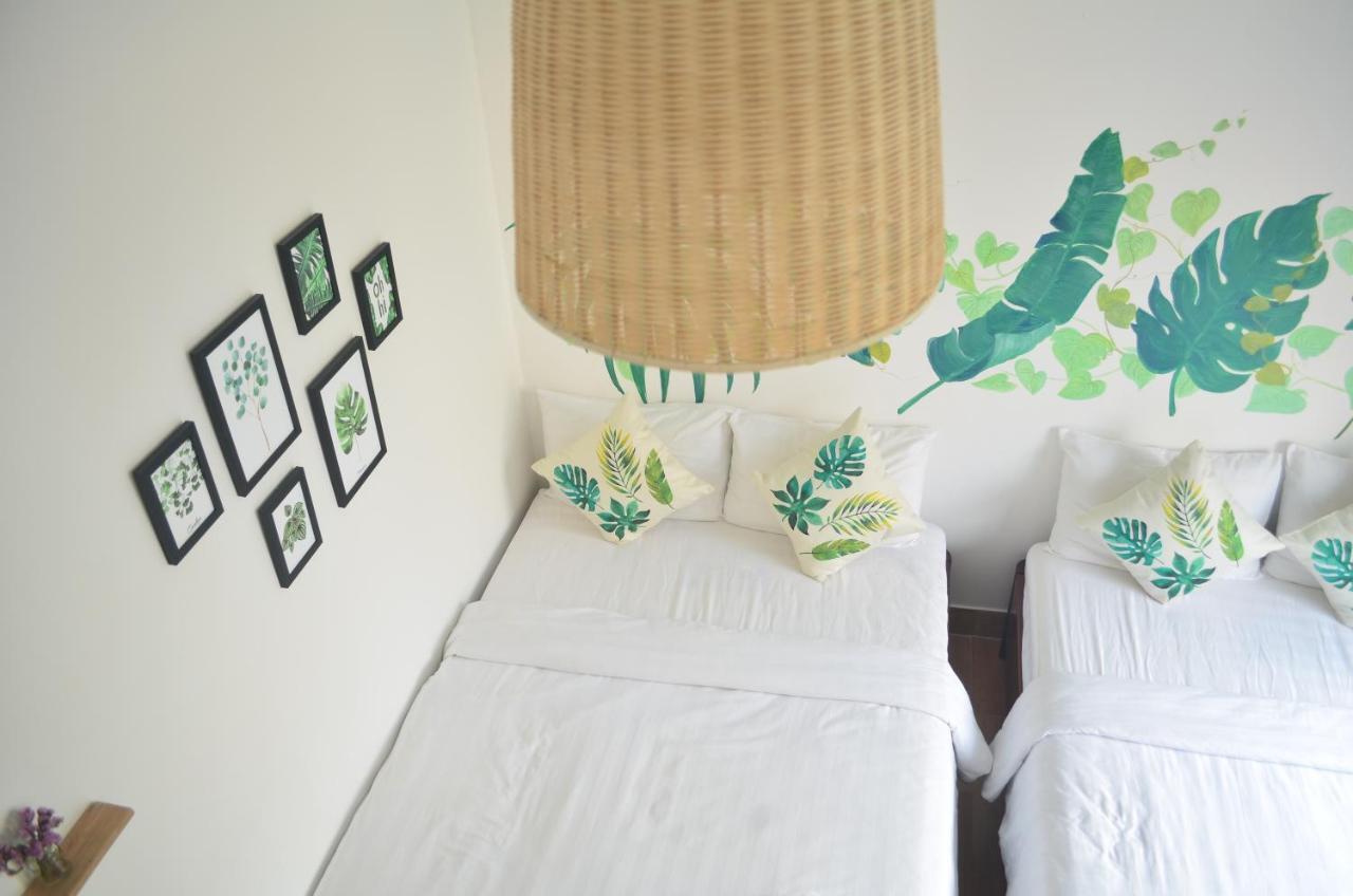 Corner Night Market Homestay