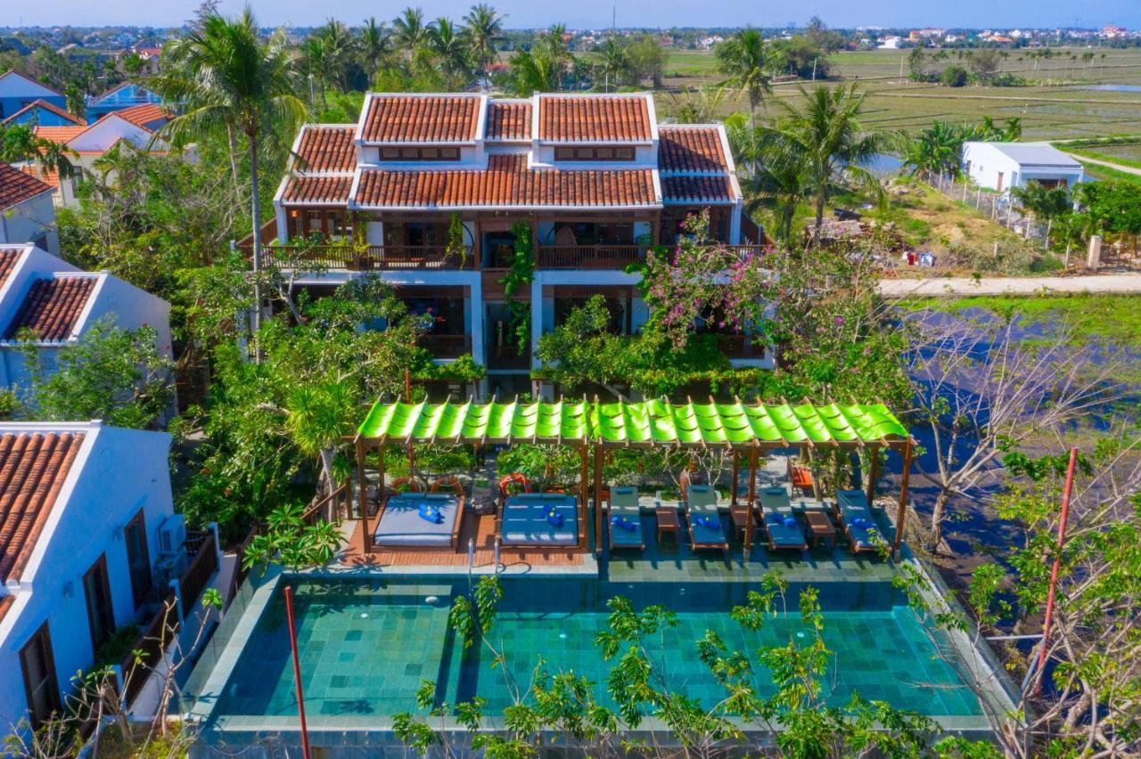 Chic - Retreat Hotel 4*