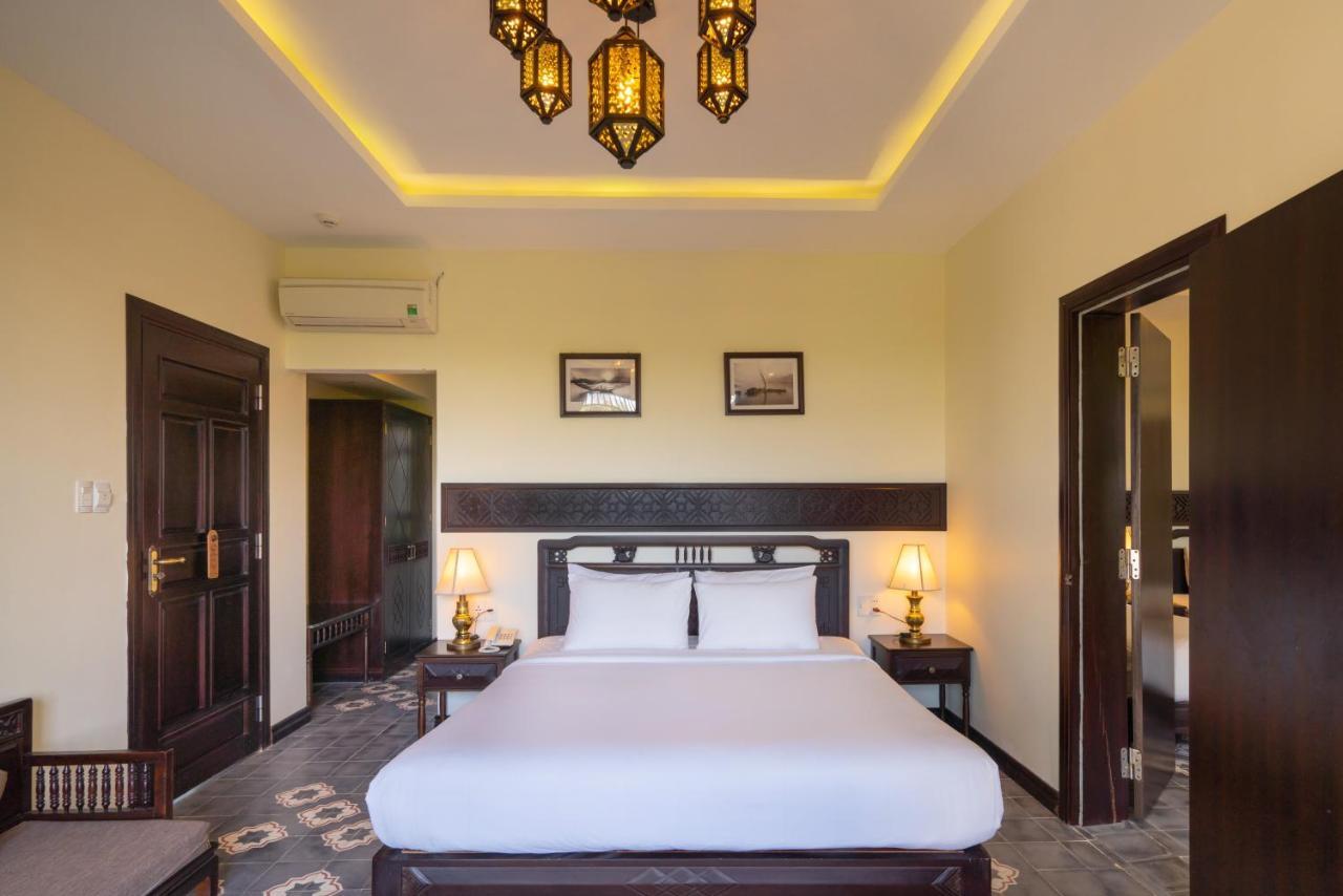 Hotel Village 3*