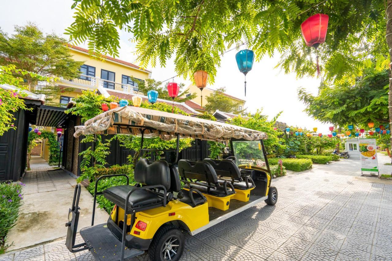 Oriental Hotel 4*