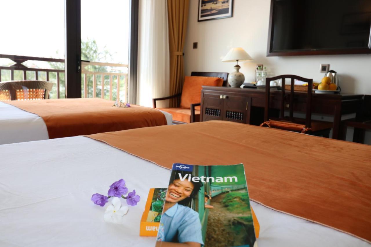 Roxana River Villa