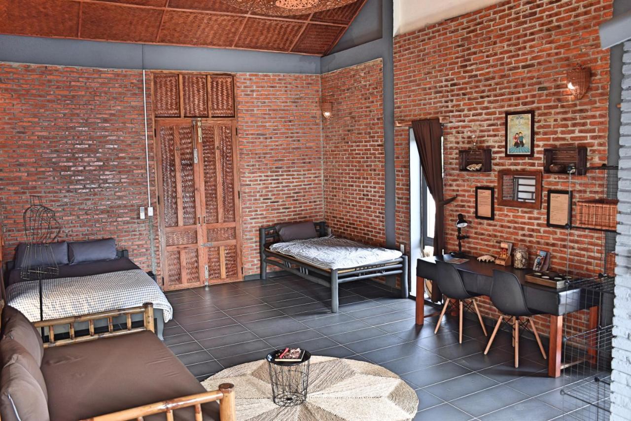 The Happy Bird Guest house 2*