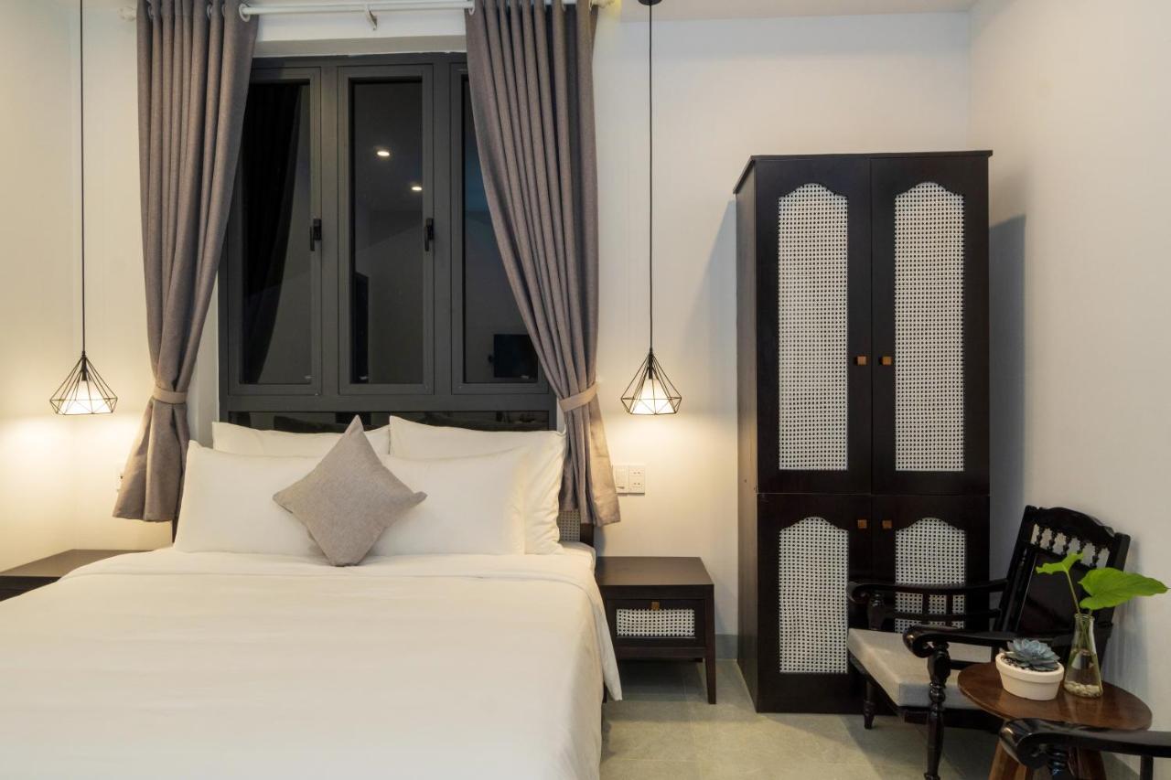 Villa Gravel Pool & Hoi An