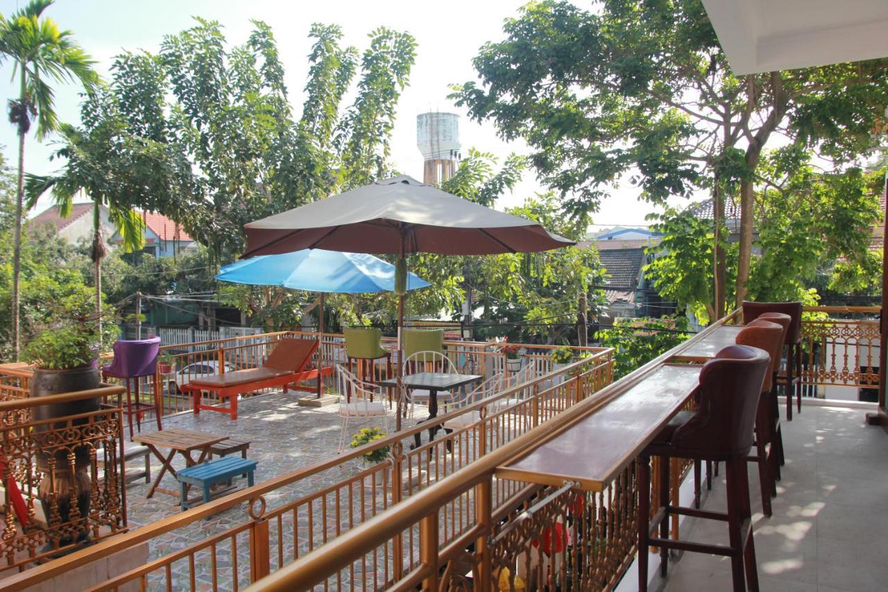 Golden Horse Villa *