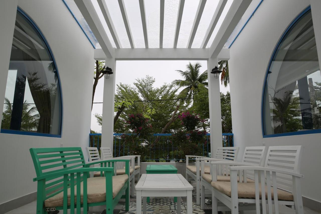 Villa Santorin Hoian *