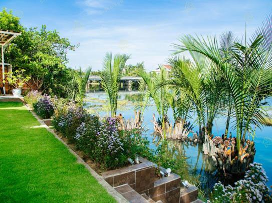 Ylang Garden *
