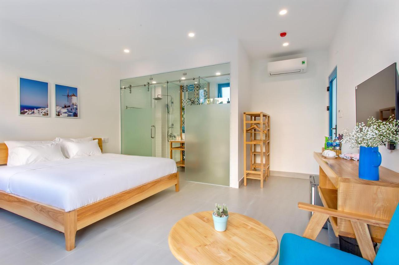 Vila Santorin Hoian