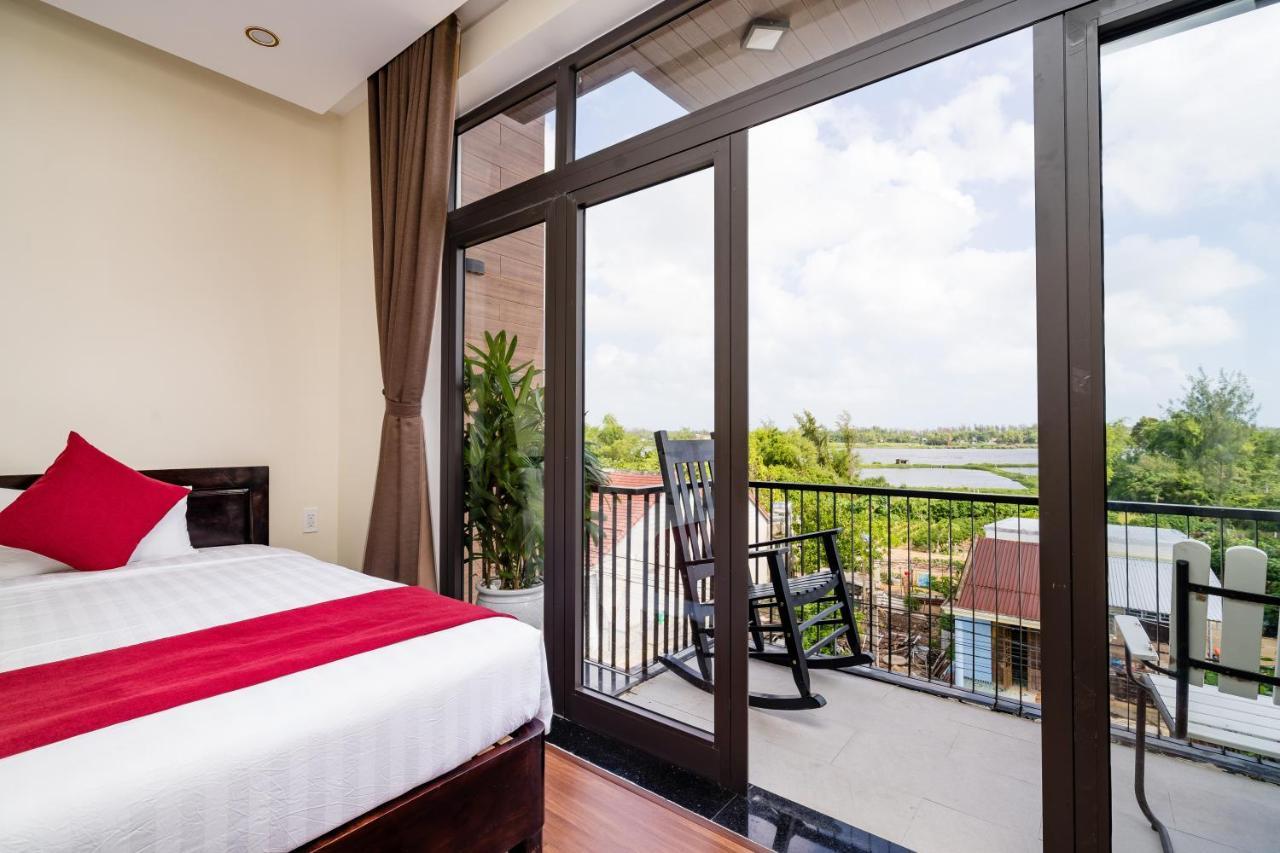 Ancient River Hotel
