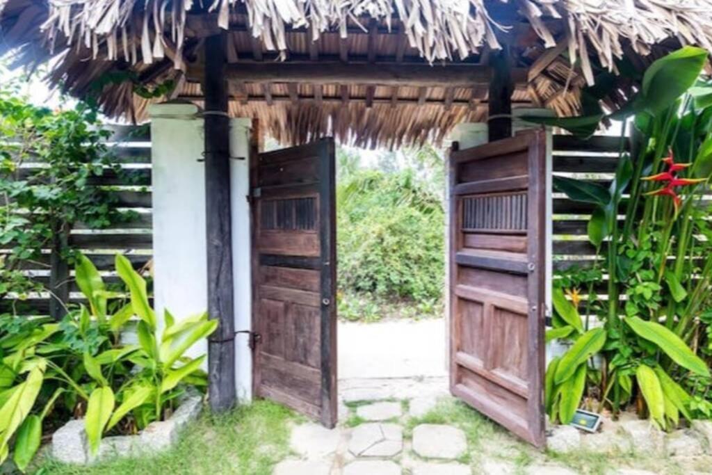 Barefoot Beach House * Hoi An