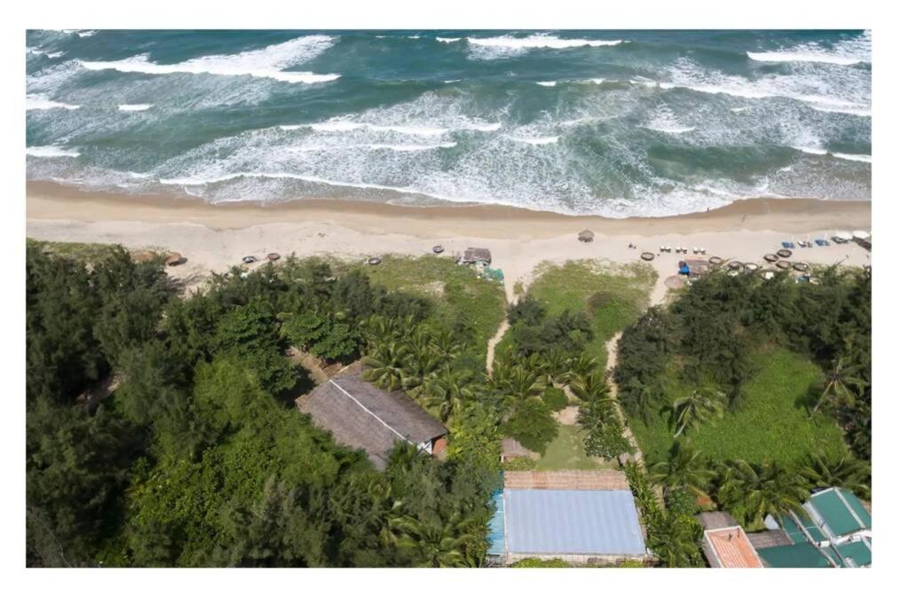 Holiday home Barefoot Beach House
