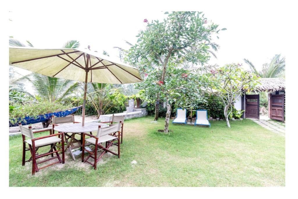 Barefoot Beach House Hoi An