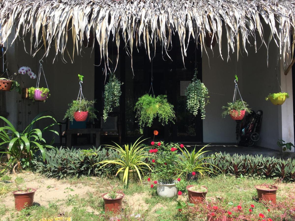 An Bang Sunrise Beach Bungalow