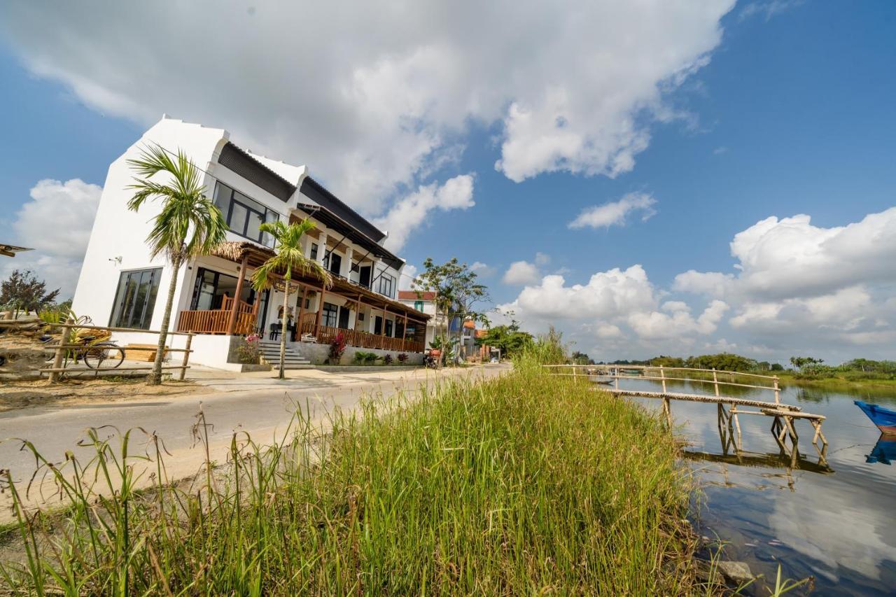 Ở trọ Nhà Dân Bên Sông Boat House Hội An