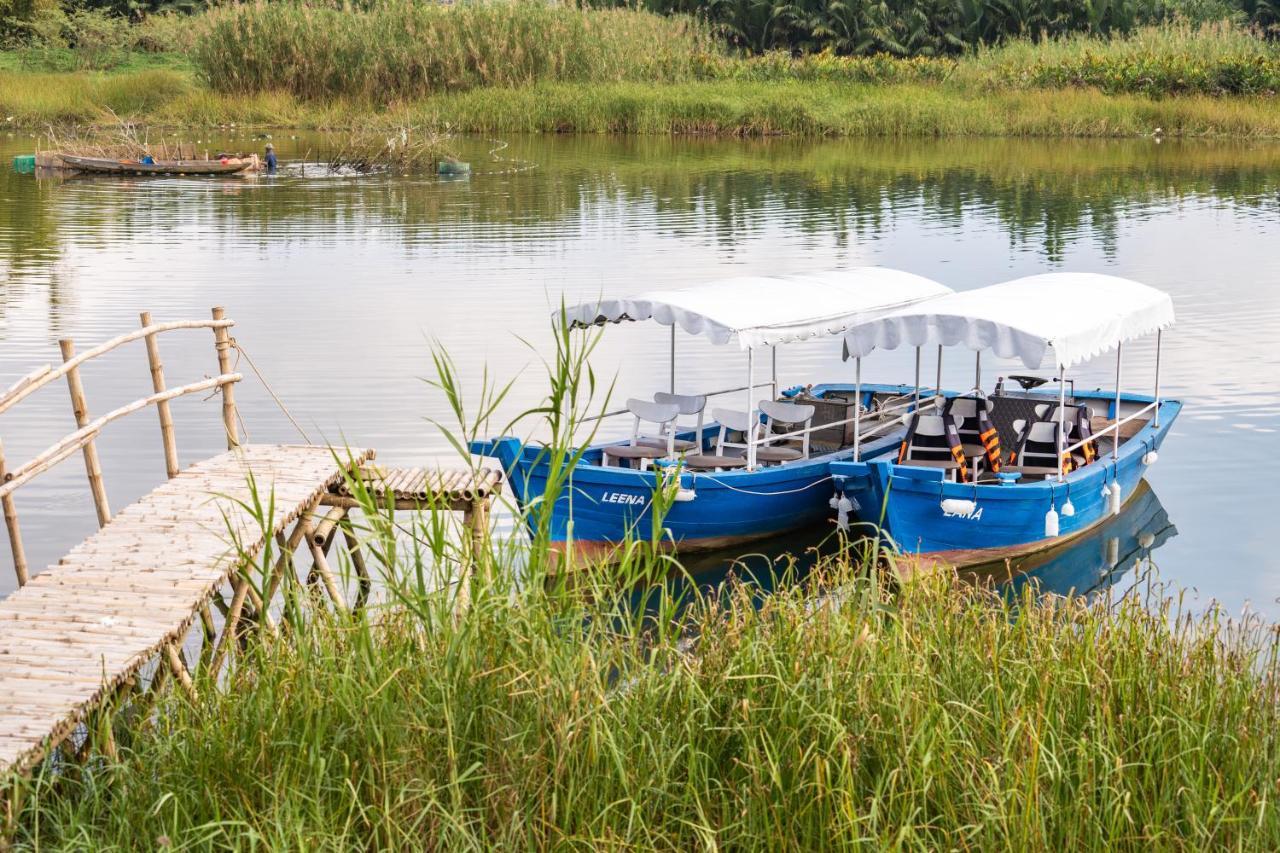 Nhà Dân Bên Sông Boat House Ở trọ *