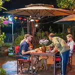 Strawberry Garden Homestay