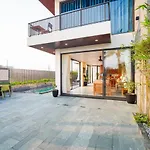 The Manor By Ovui