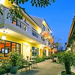 Hoi An Town Home Resort
