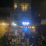 Dom Hostel And Bar