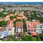 Calm House Hotel Hoi An 1