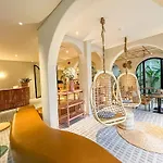 Vaia Hoi An Boutique Hotel