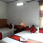 Red Ceramics Homestay