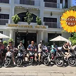 Sunflower Hostel
