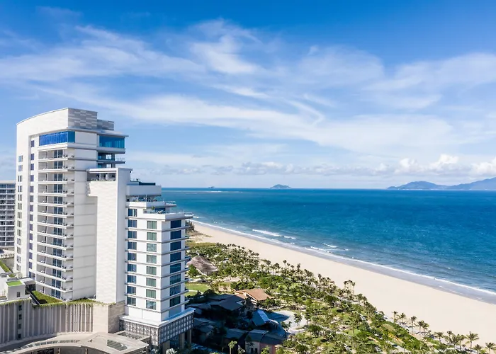 Hoiana Hotel & Suites