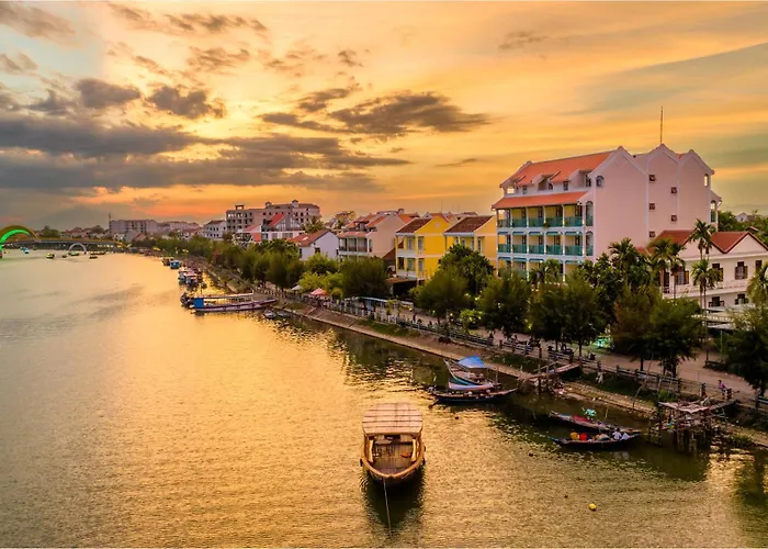 Lantana Riverside Hoi An Boutique Hotel & Spa