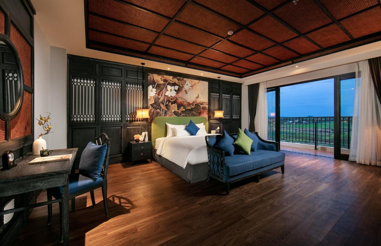 Shining Riverside Boutique & Hotel 4*