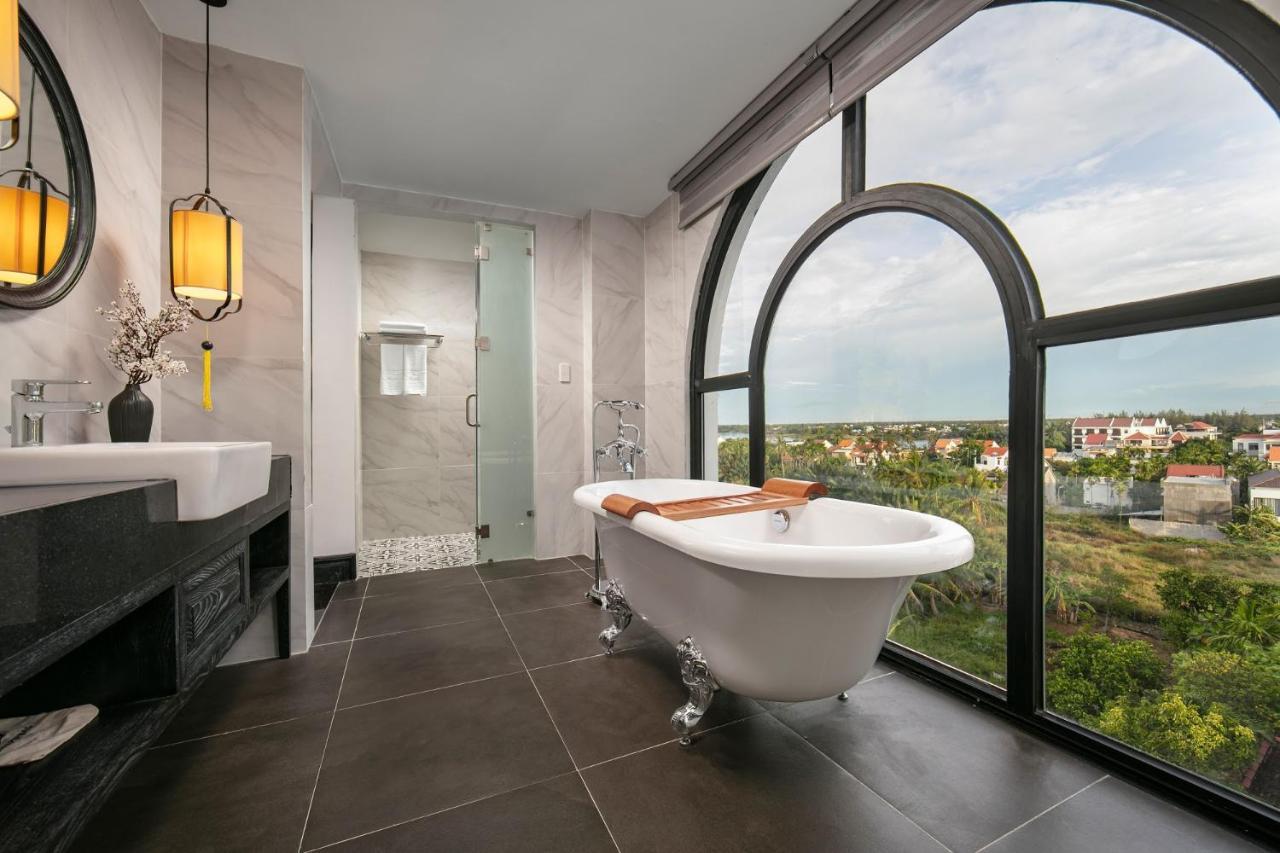Hotel Shining Riverside Boutique &