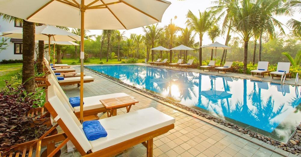 Waterway Resort 4*