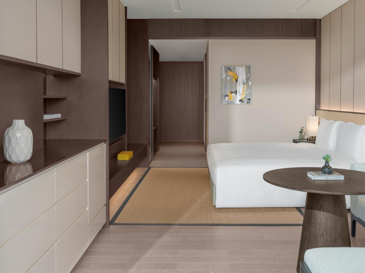 New World Hoiana Hotel 5*