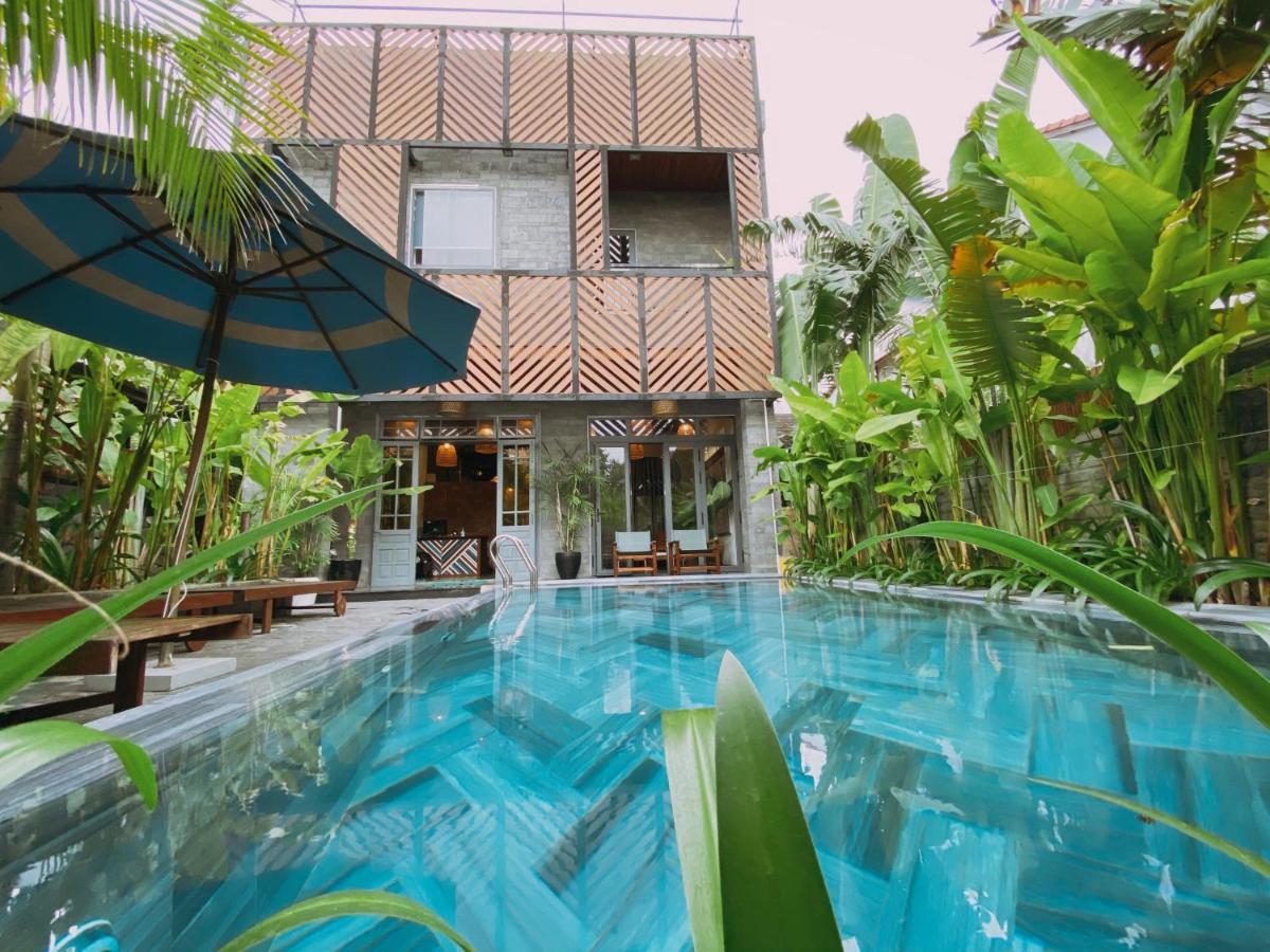 Tropical Villa