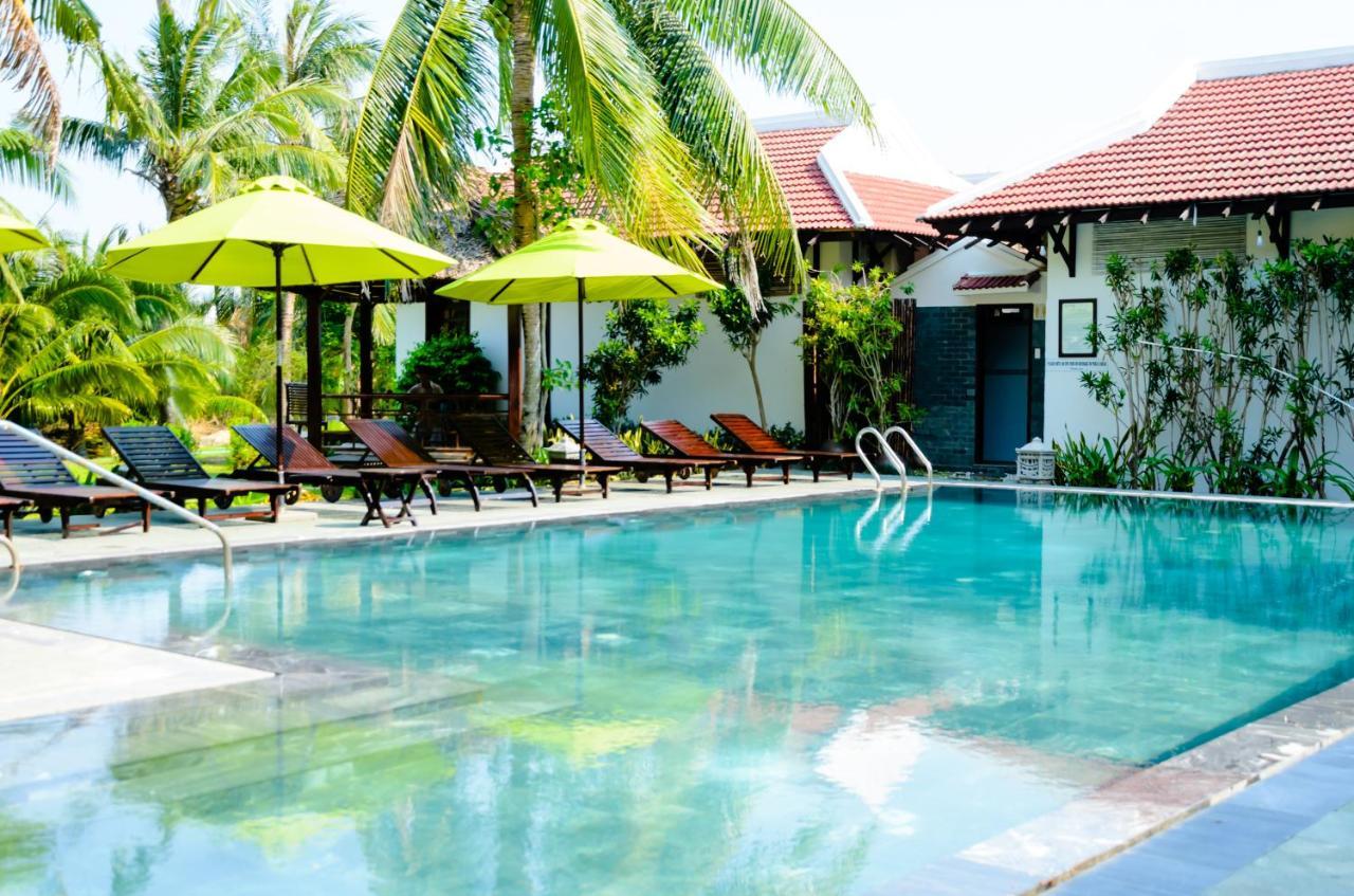 Riverside Bamboo 4*