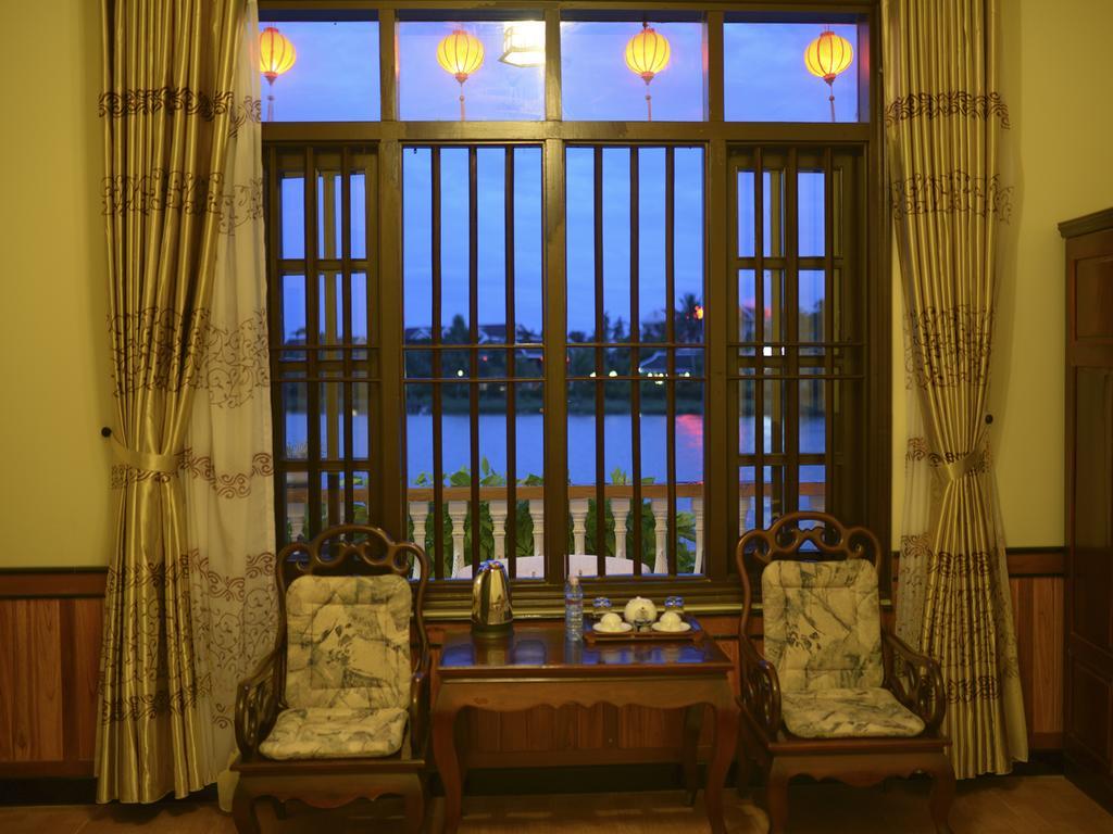 Huy Hoang River Hotel 3*